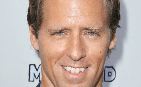 Nat Faxon Crocked Teeth